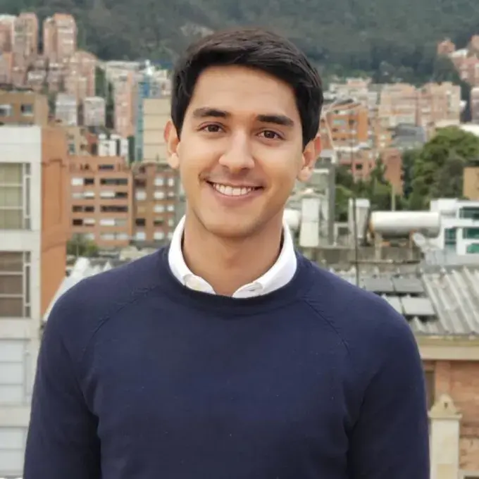 Portrait placeholder for Alejandro M.